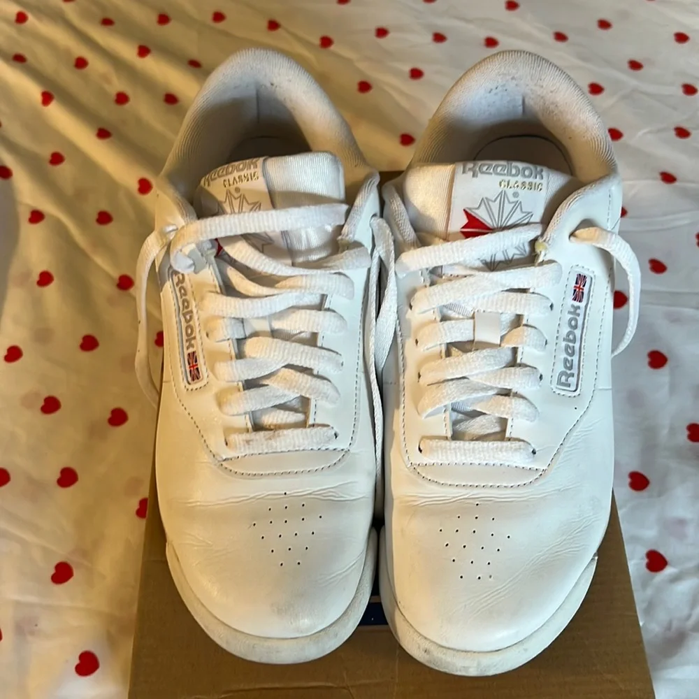 USED!!!!! Woman’s Reebok - Picture 1 of 6